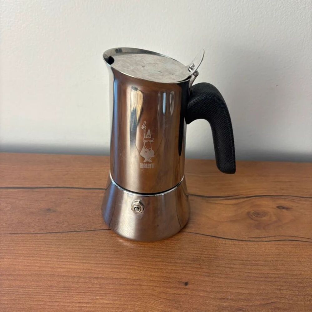 Bialetti Venus Stainless Steel 4-Cup Espresso Maker Stovetop Coffee Pot CK200C